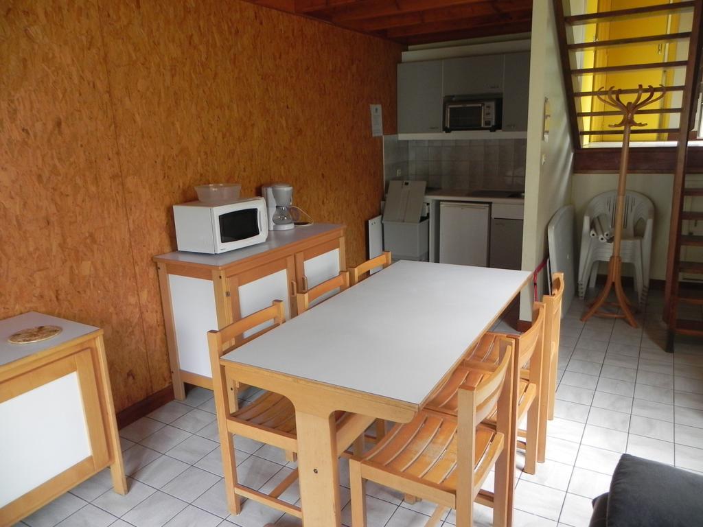 Camping Le Castella Luzenac Room photo
